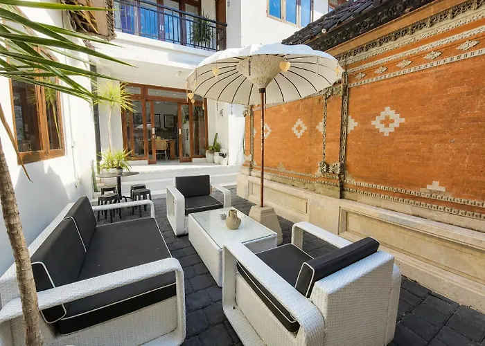 ヴィラ Legian 5 Bedroom
