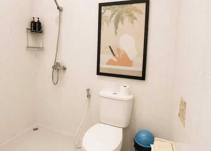 Legian 5 Bedroom ヴィラ